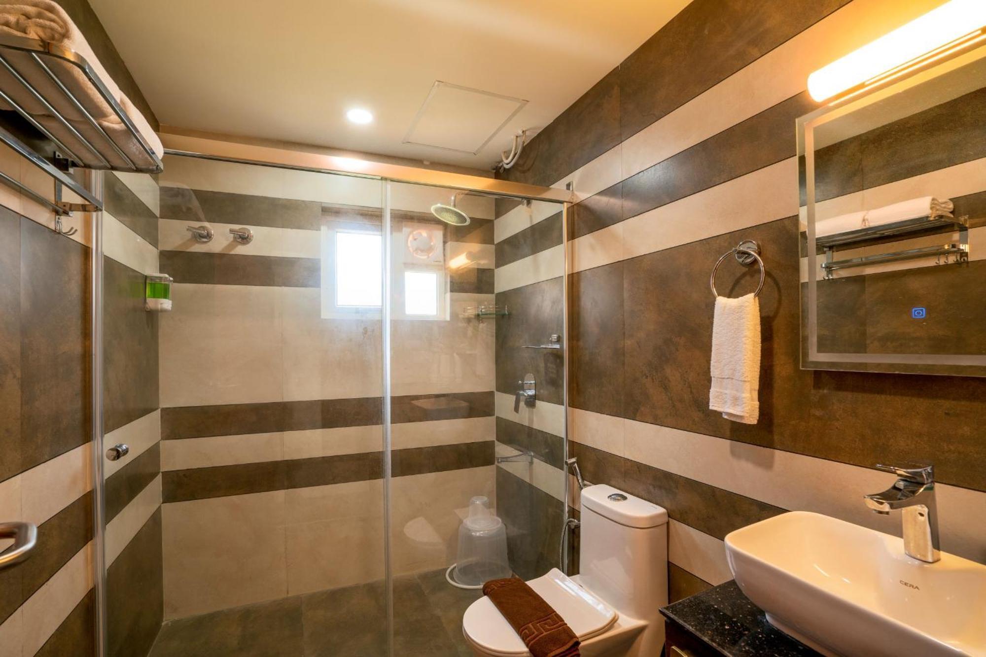 Kumbanad Heritage Hotel Vennikulam Extérieur photo